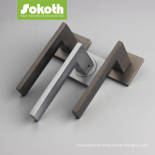 luxurious entrance sokoth interior design door handle